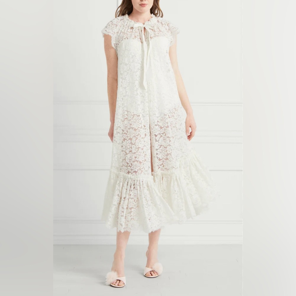 THE COCO DUSTER IN WHITE LACE